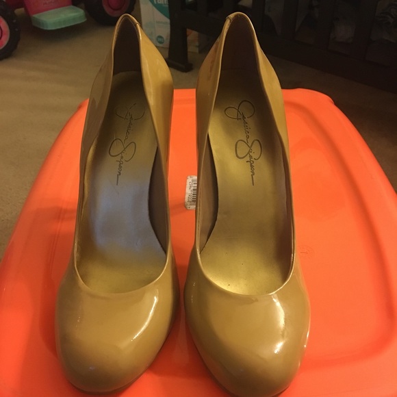 Jessica Simpson Nude High Heels size 9 - Picture 1 of 2